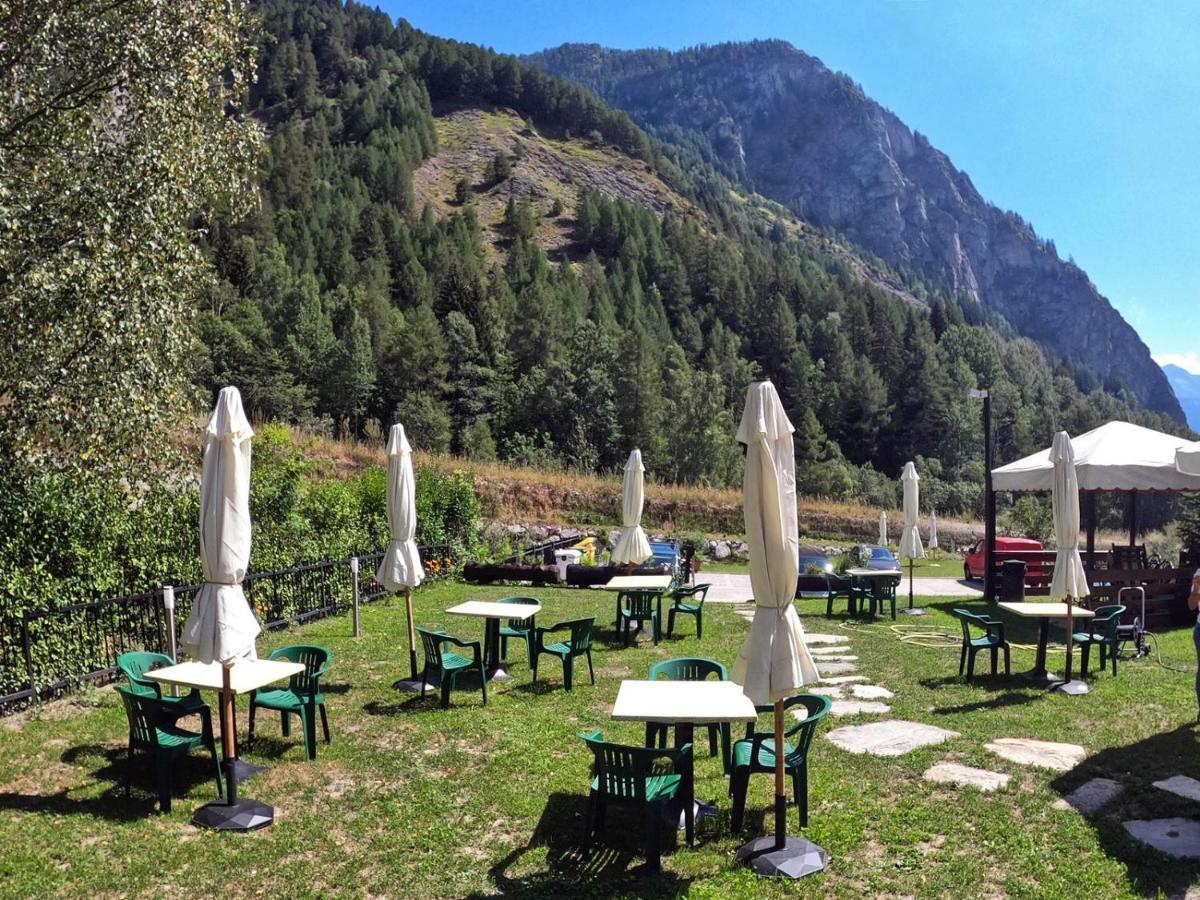 Hotel Aigle Courmayeur Exterior foto