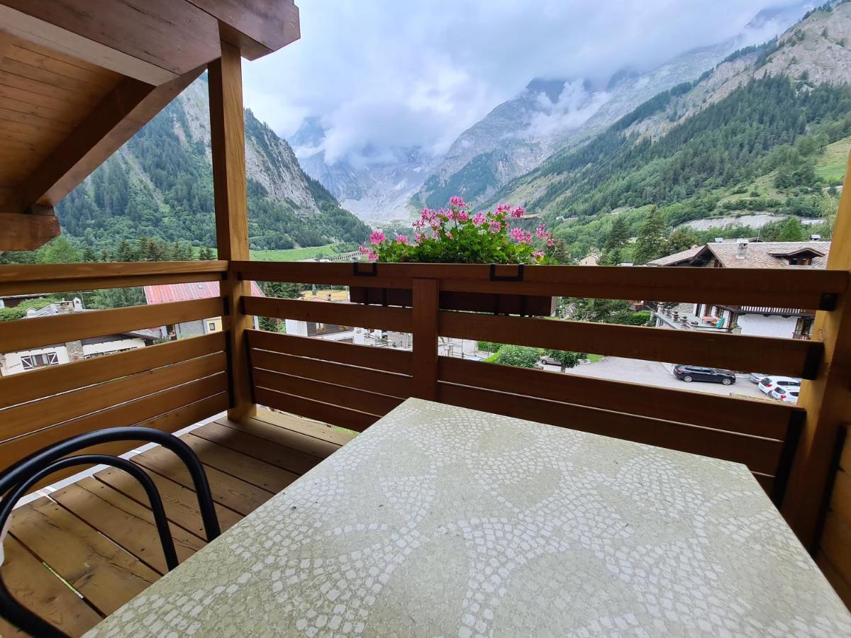 Hotel Aigle Courmayeur Exterior foto